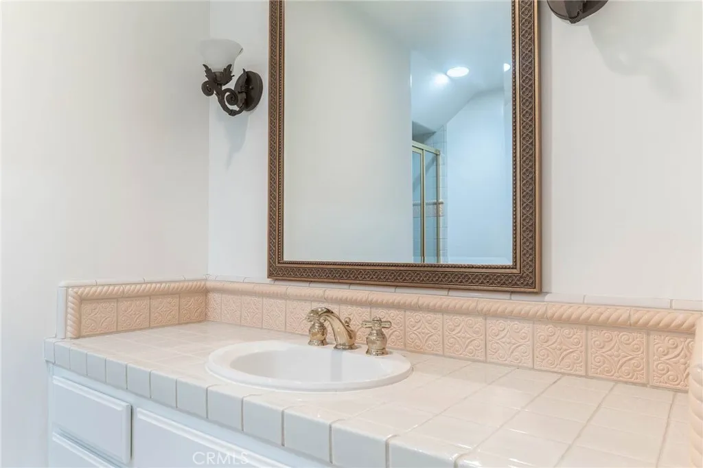 Additional image 20 of 562 Ravensbury St, Lake Sherwood, CA 91361