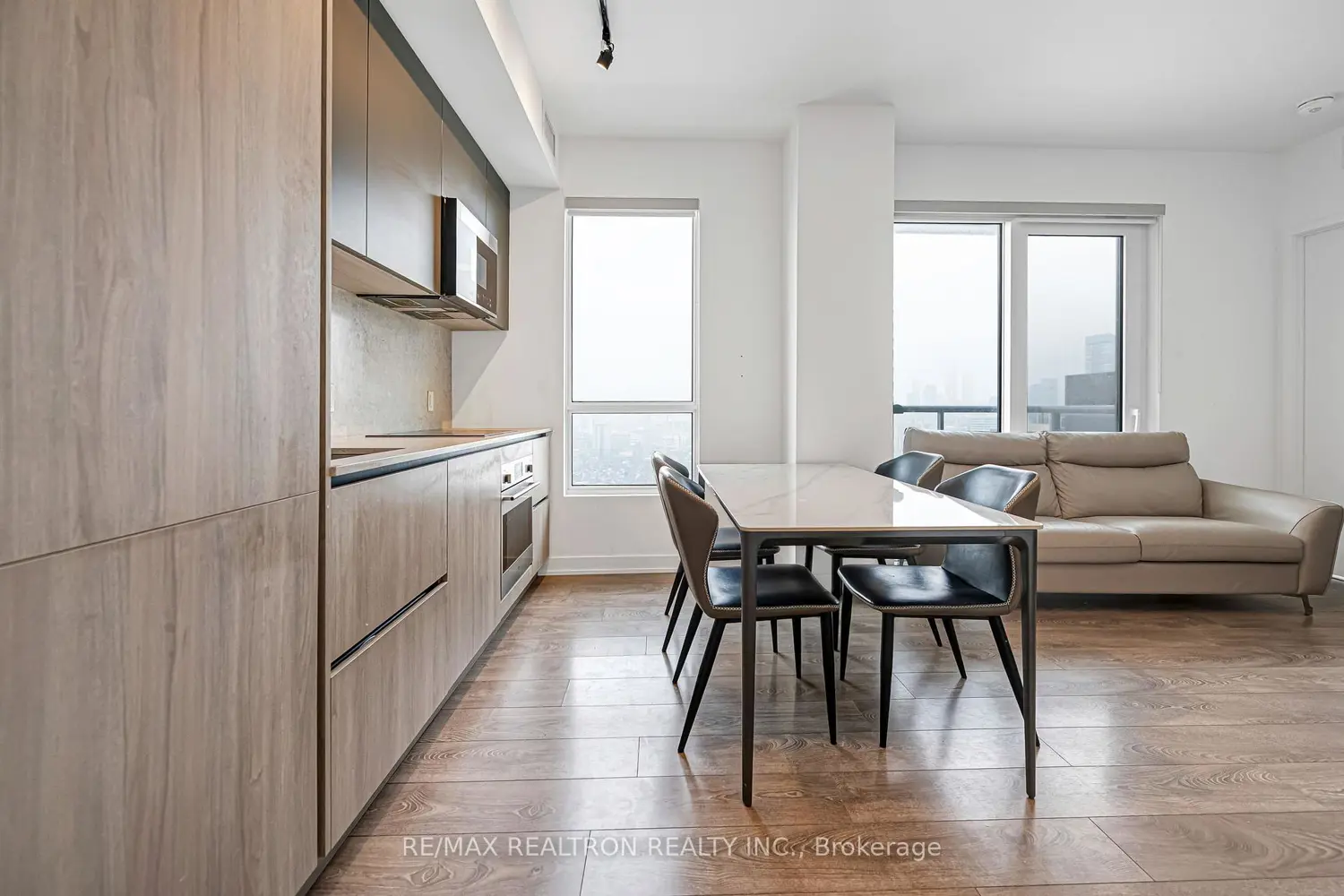 108 Peter Street 4302