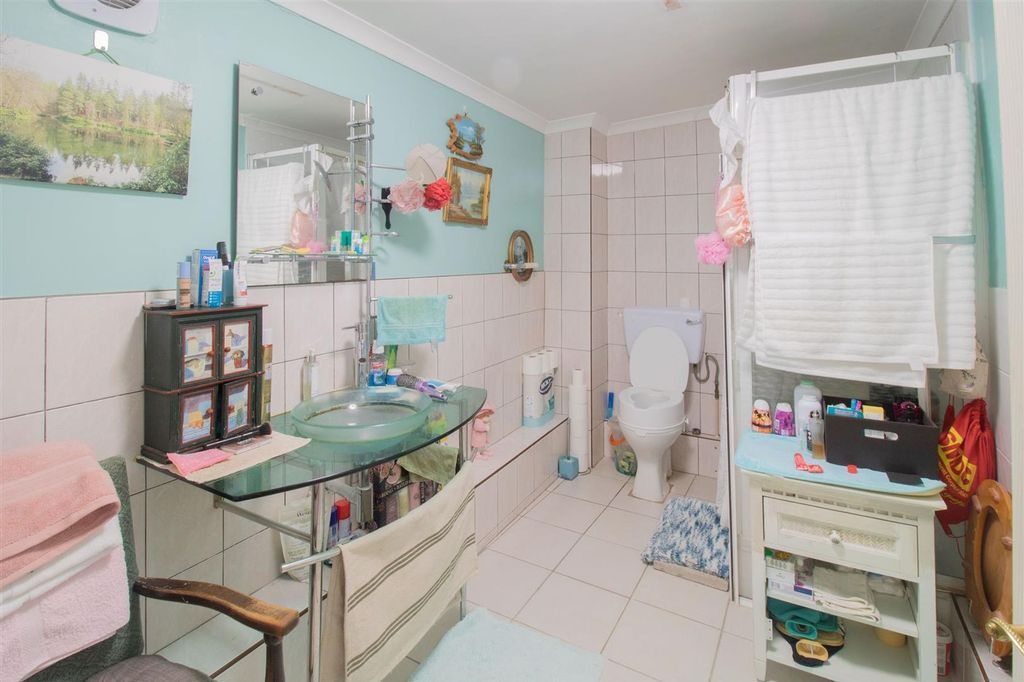 Additional image 51 of 1 bed property for saleRisca Road, Cross Keys NP11