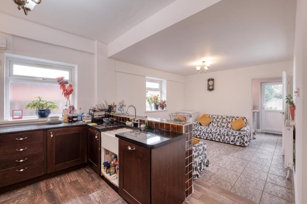 Additional image 5 of School Road, Hall Green, B28