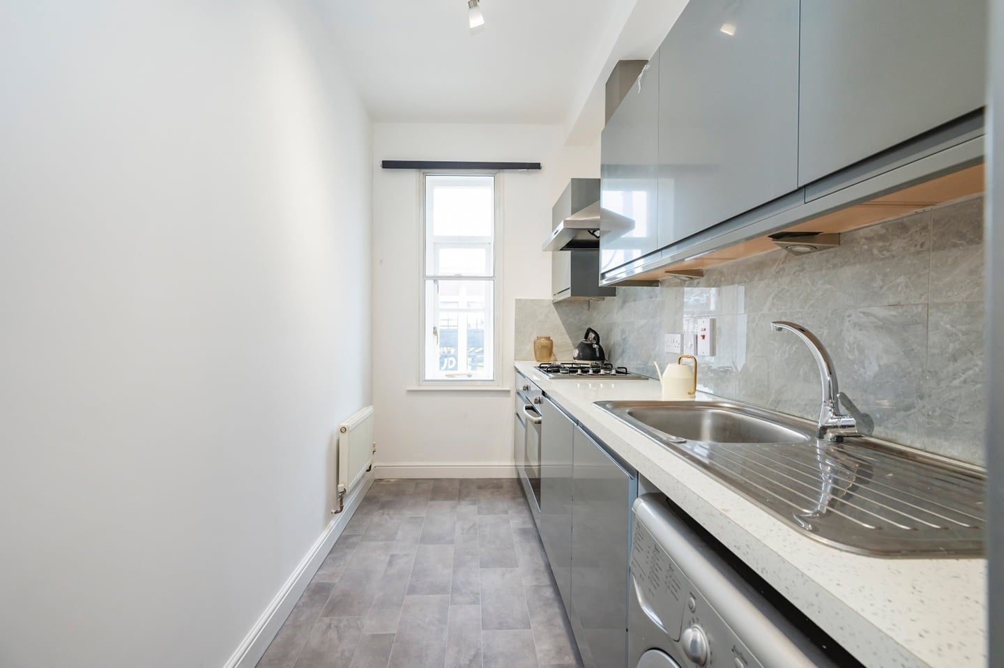 Additional image 9 of 2 Bed Flat, Bernay's Grove, SW9, N1 7GU