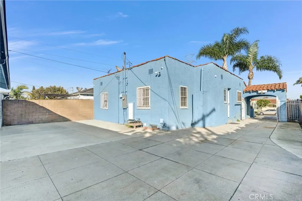 Additional image 32 of 9807 S Denker Ave, Los Angeles, CA 90047