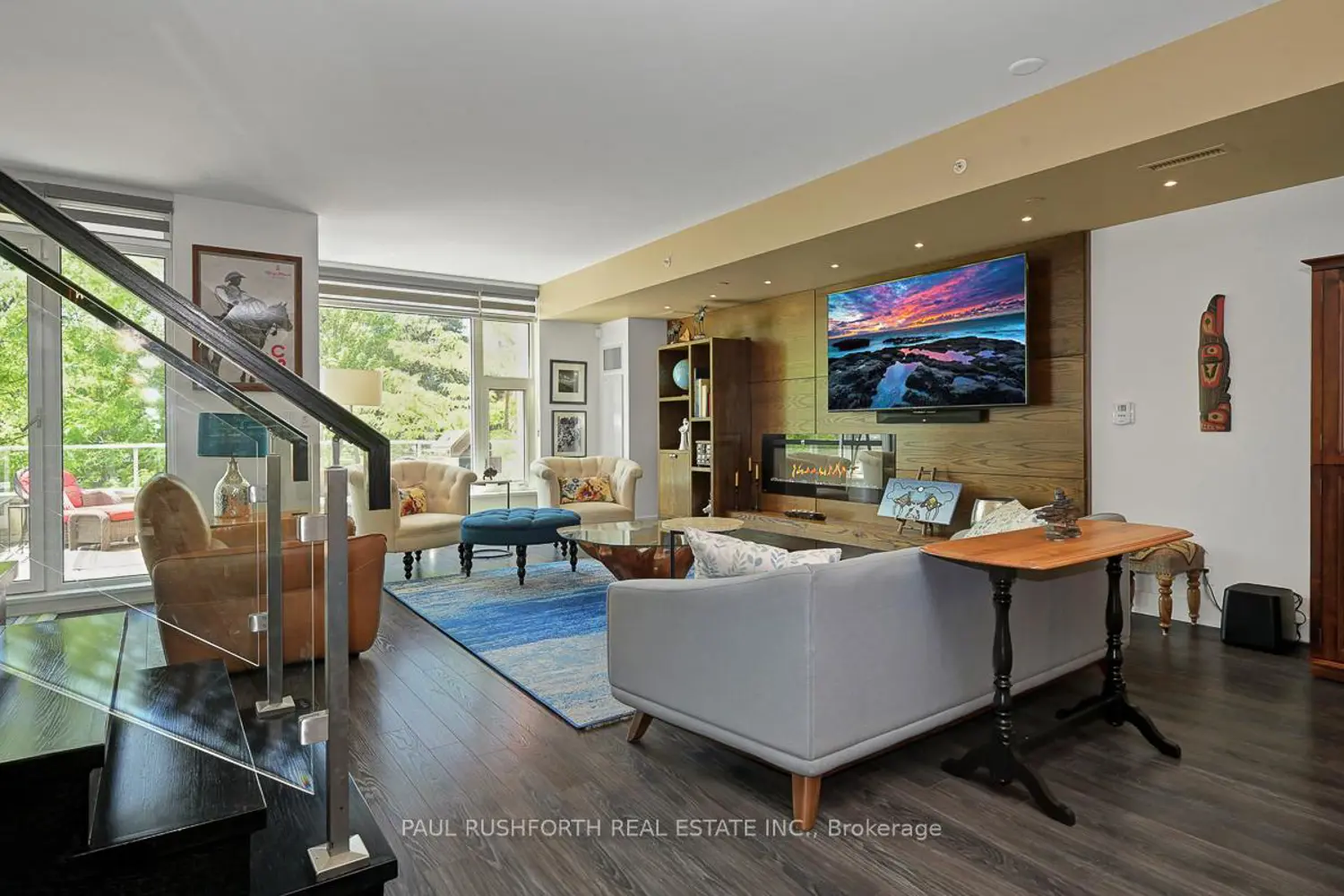 Additional image 9 of 1035 Bank Street 104