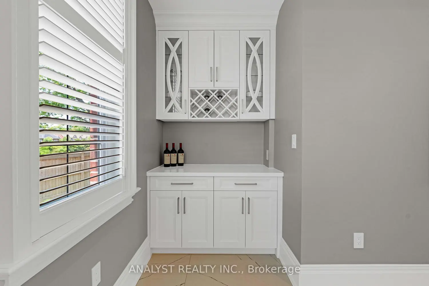 10690 Islington Avenue photo 5