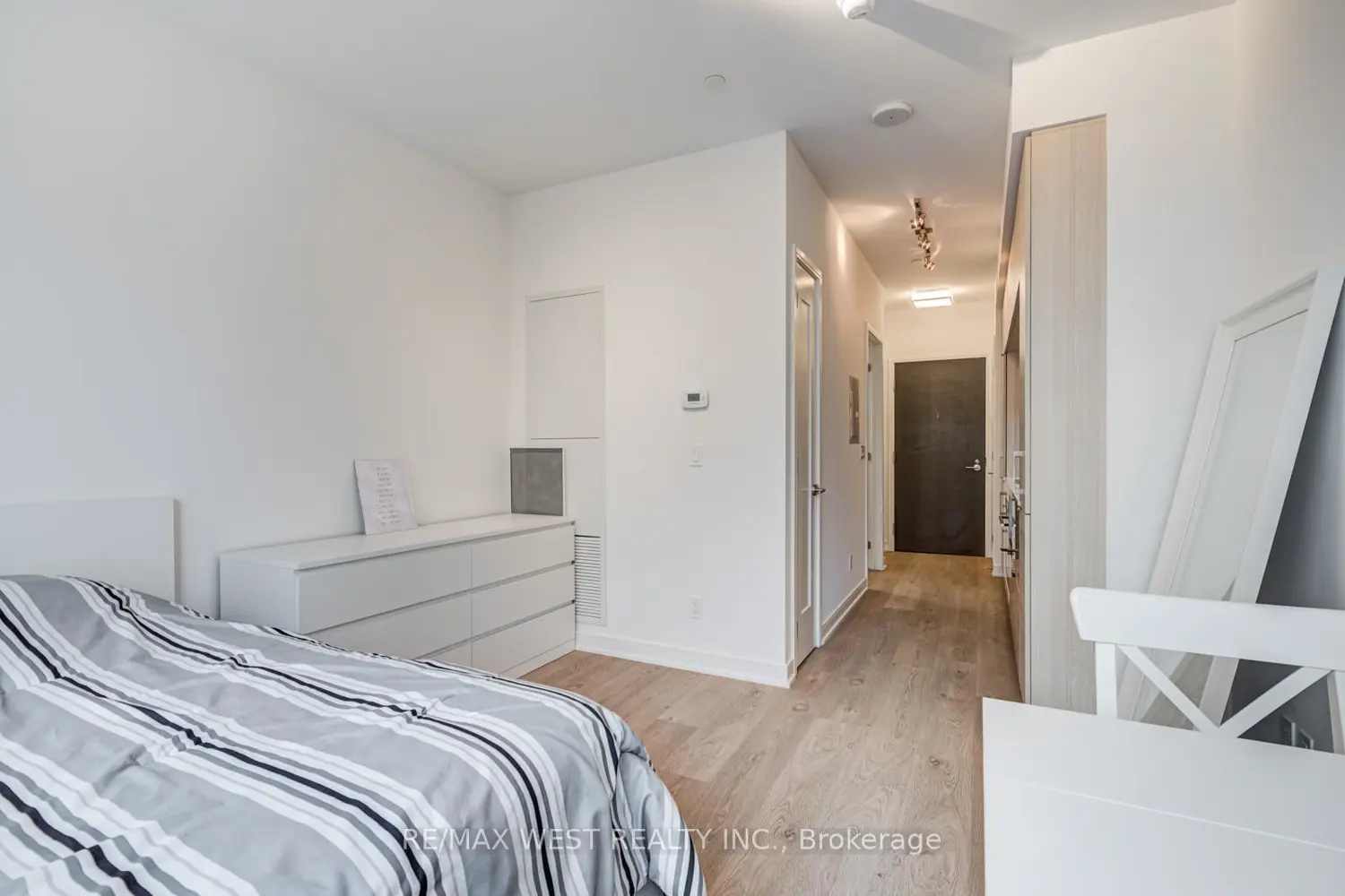Additional image 10 of 88 Scott Street 1502, Toronto