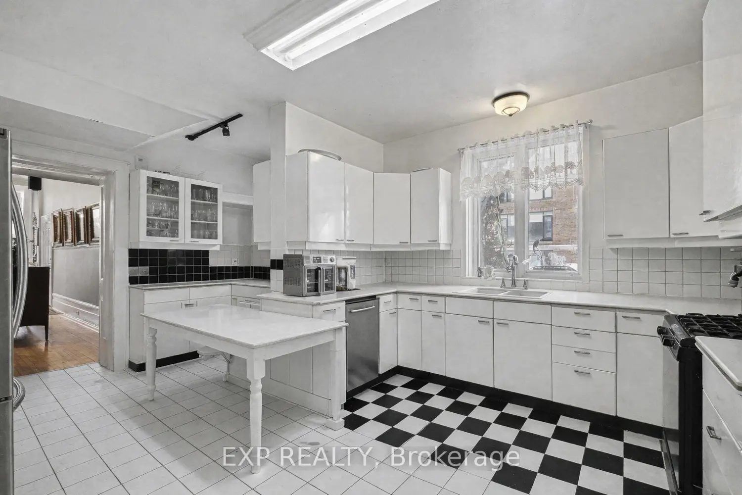 Additional image 9 of 149 Daly Avenue