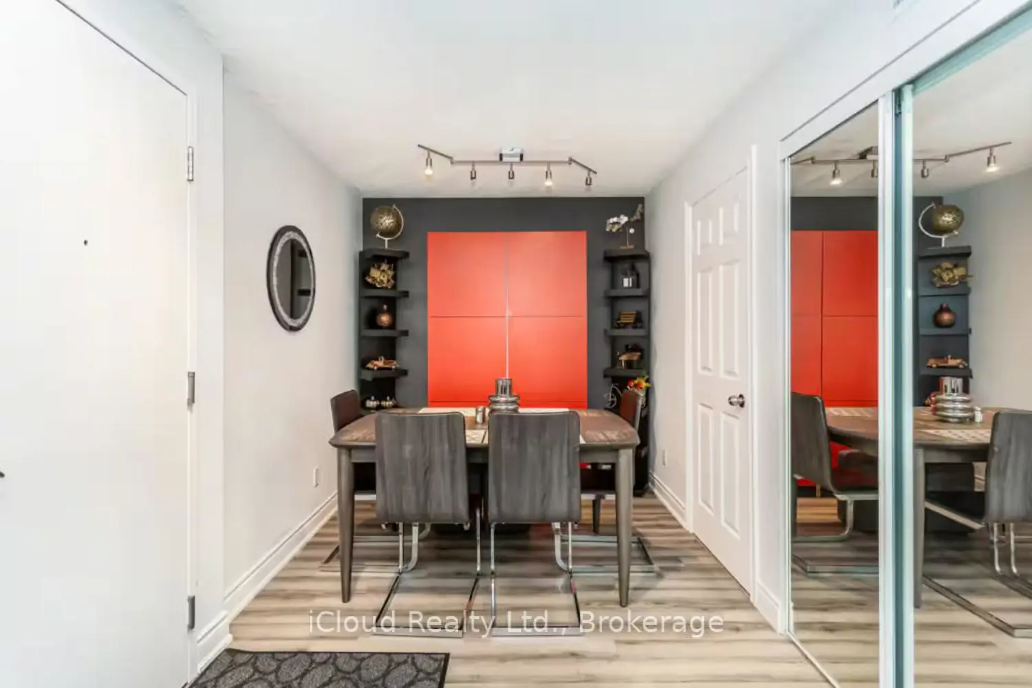 Additional image 6 of 3888 Duke Of York Boulevard 933, Mississauga