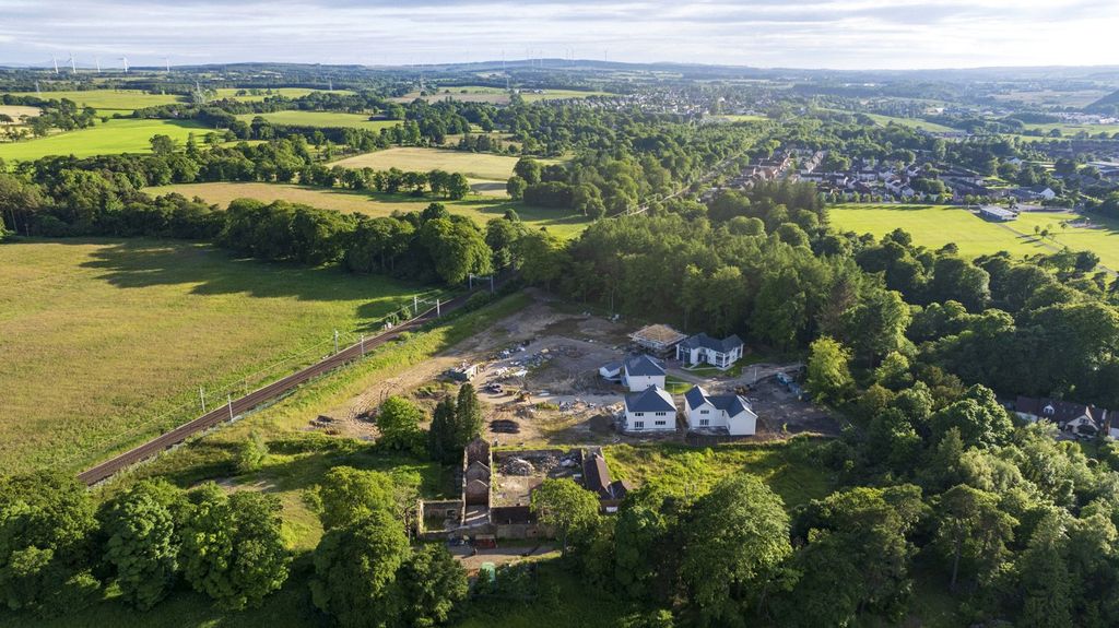 Land for saleLimefield Mains, Polbeth, West Calder EH55