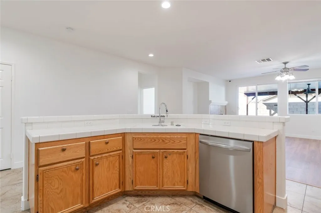 Additional image 17 of 5059 Keston Drive, Palmdale, CA 93552