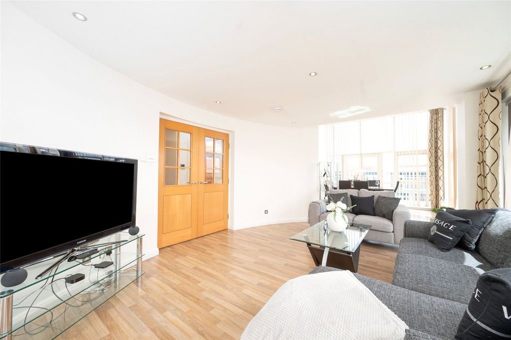 Additional image 6 of 3 bed flat for sale79 Queens Highlands, Aberdeen AB15