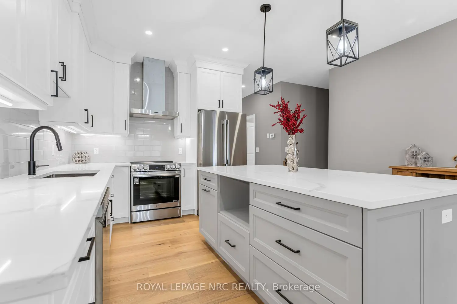 Additional image 9 of 738 Clarence Street