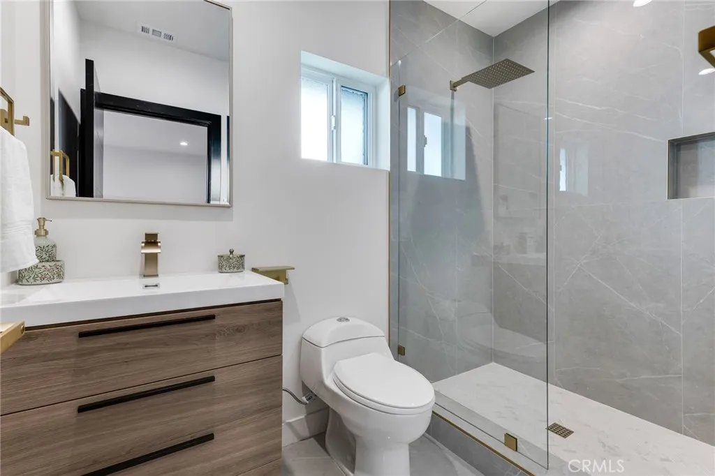 Additional image 16 of 6204 Beeman Avenue, Valley Glen, CA 91606