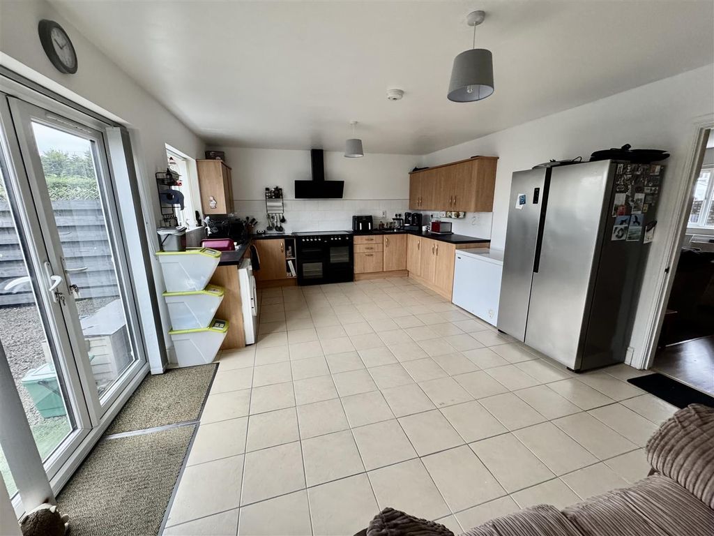 Additional image 9 of 3 bed semi-detached house for saleLauderdale Road, Tairgwaith, Ammanford SA18