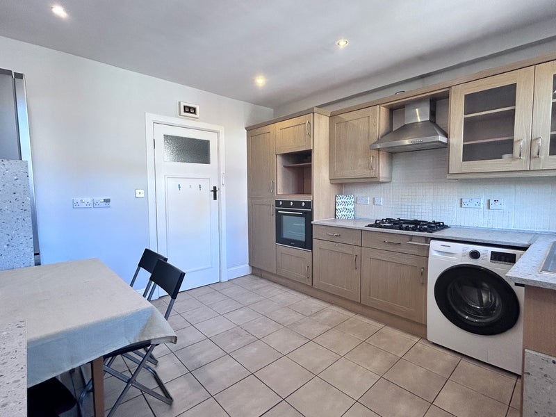 Additional image 6 of Room in a Shared Flat, Calthorpe Road, B15, N1 7GU