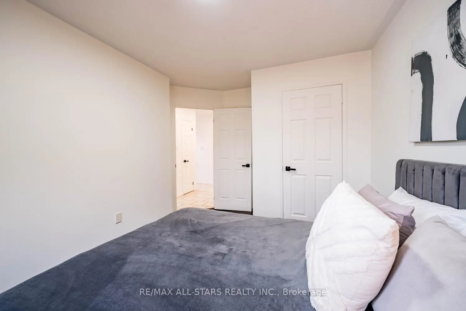 Additional image 9 of 84 Willoway