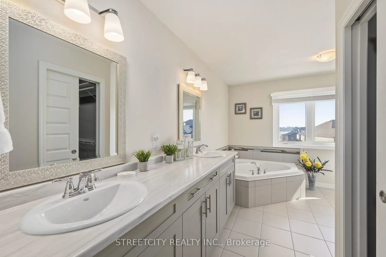 Additional image 8 of 102 Timberwalk Trail