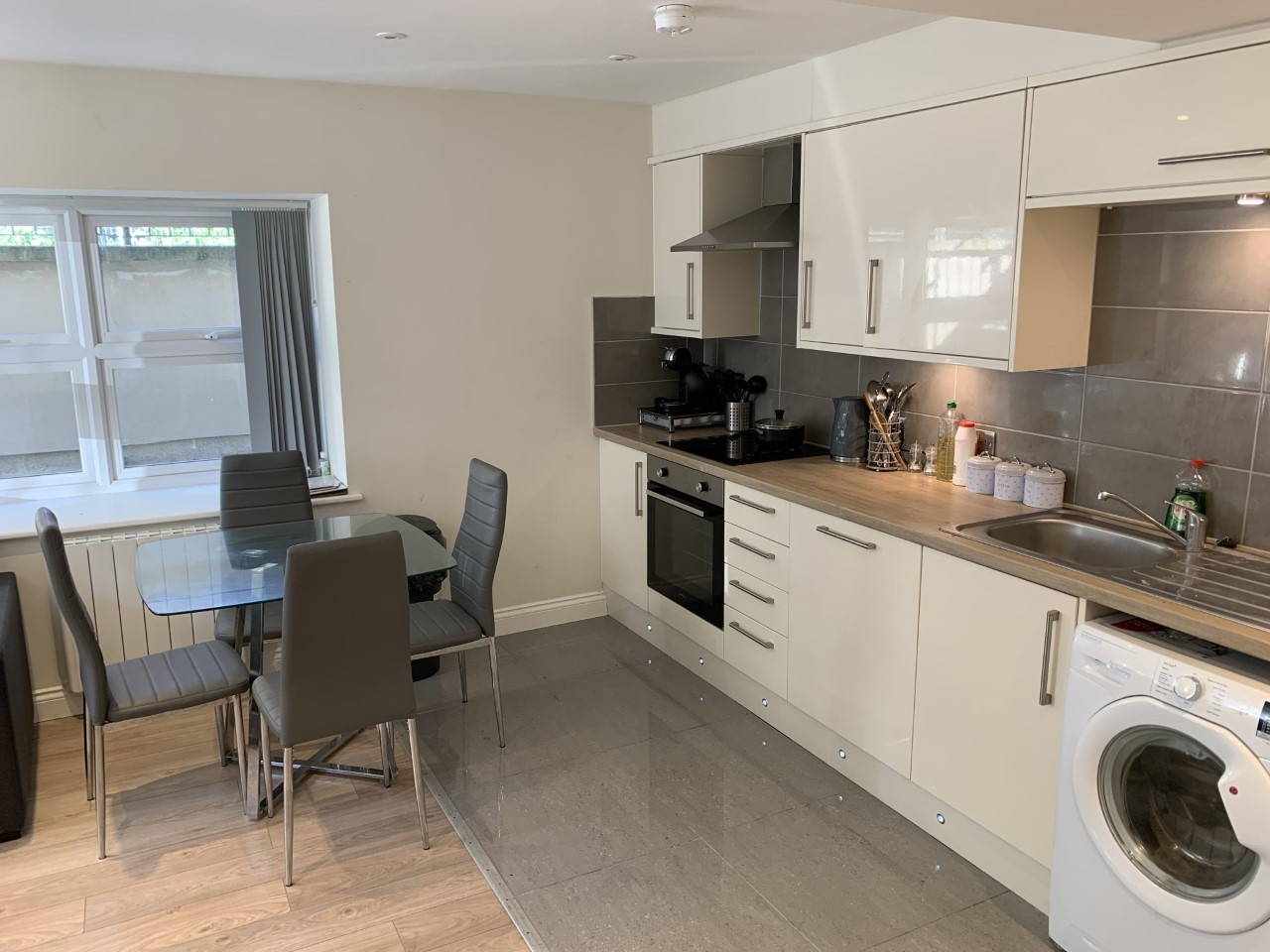 Additional image 8 of 3 Bed Flat, Headingley Lane, LS6, N1 7GU