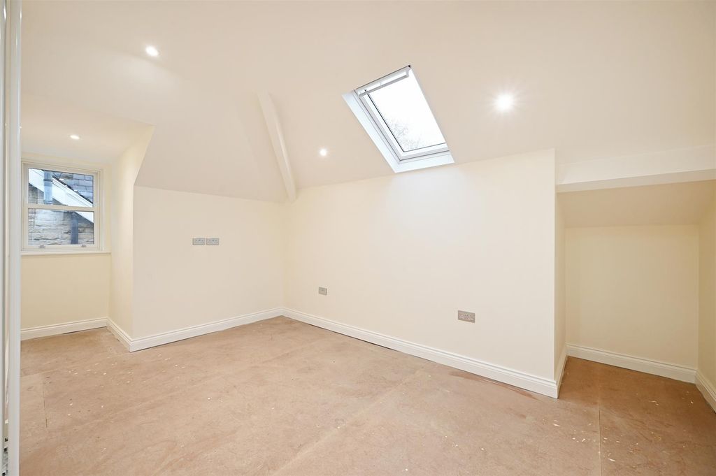 Additional image 13 of 2 bed flat for saleRutland Park, Botanical Gardens, Sheffield S10