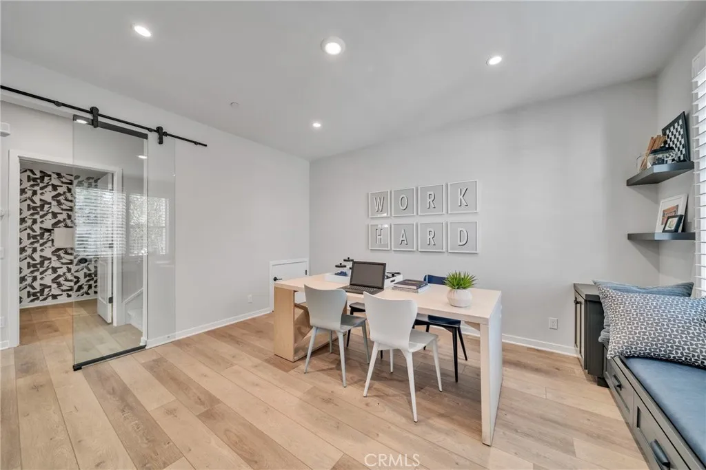 Additional image 14 of 124 Sunnyside, Irvine, CA 92618