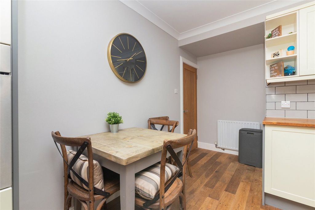 Additional image 6 of 5 bed flat for saleThe Chalet, Dunard House, Kinlochard, Stirling, Stirlingshire FK8