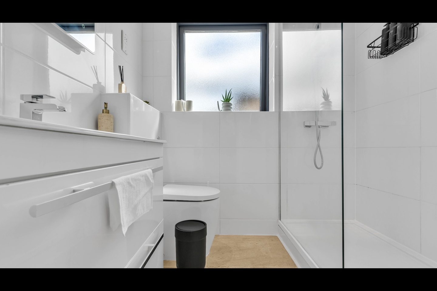 Additional image 11 of 3 Bed Semi-Detached House, Bell Barn Road, B15, N1 7GU