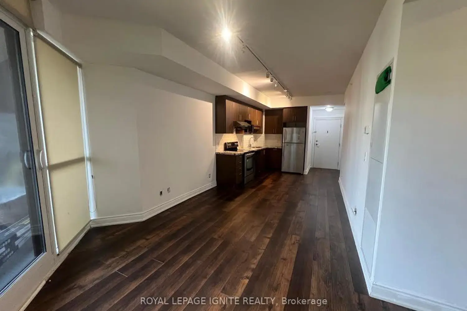 Additional image 6 of 99 South Town Centre Boulevard B701