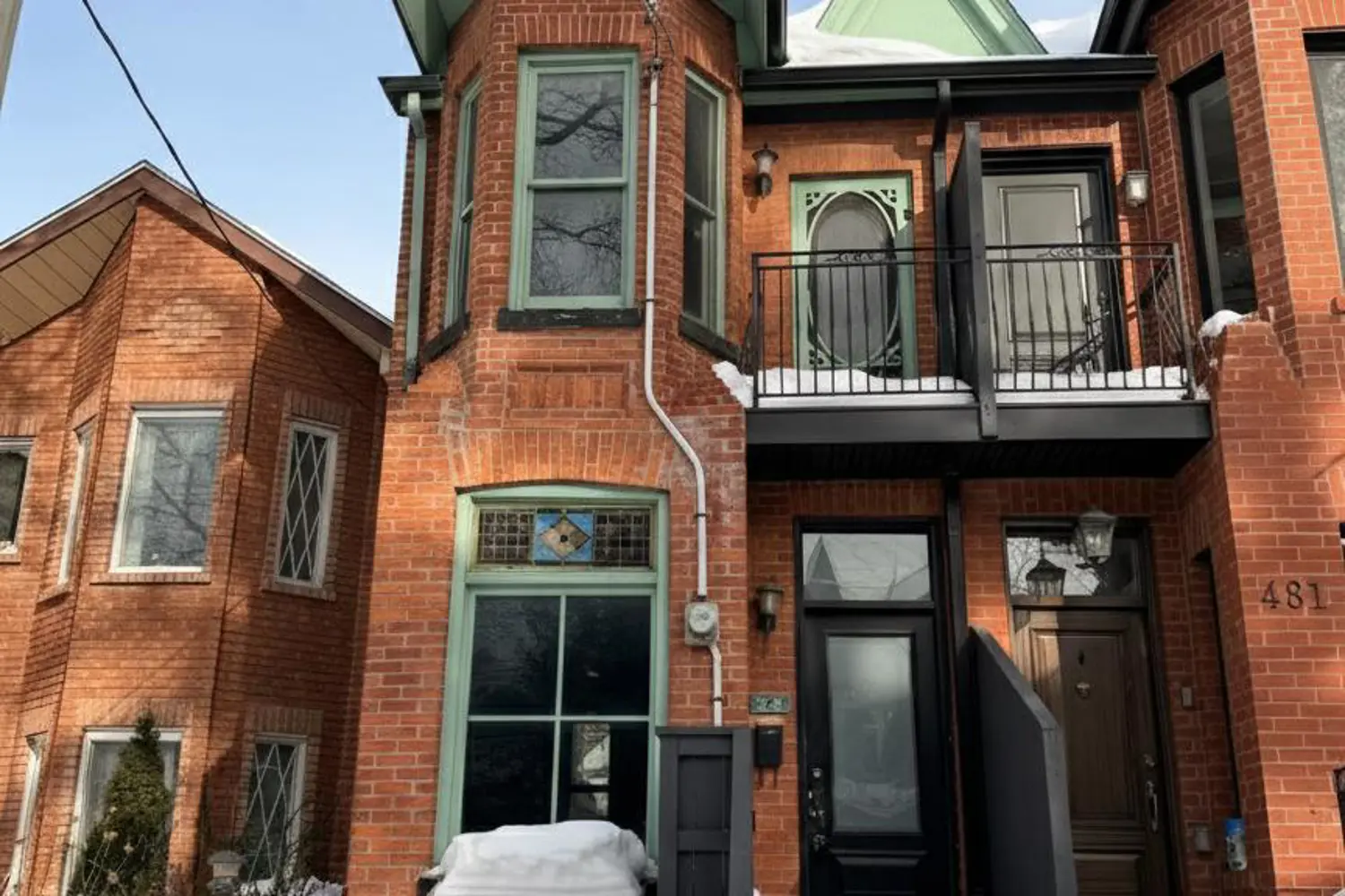 483 Roxton Road