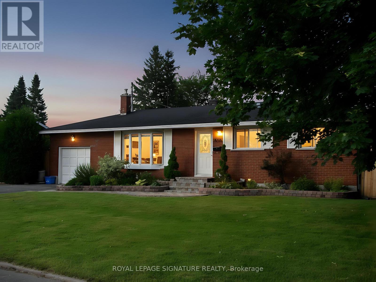 A-38 Sherry Lane, Ottawa, ON, K2G3L7