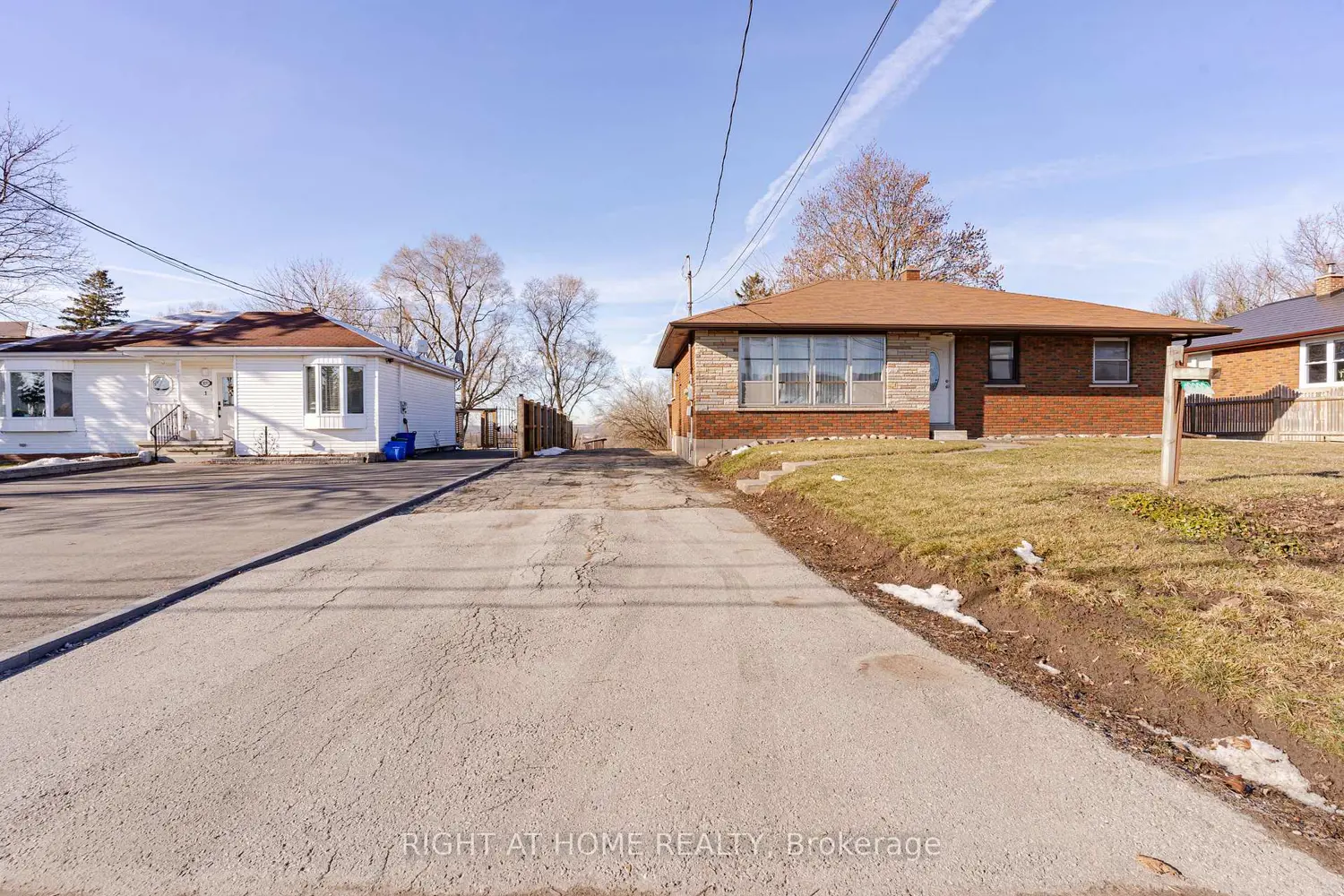 18200 Leslie St. Street photo 3