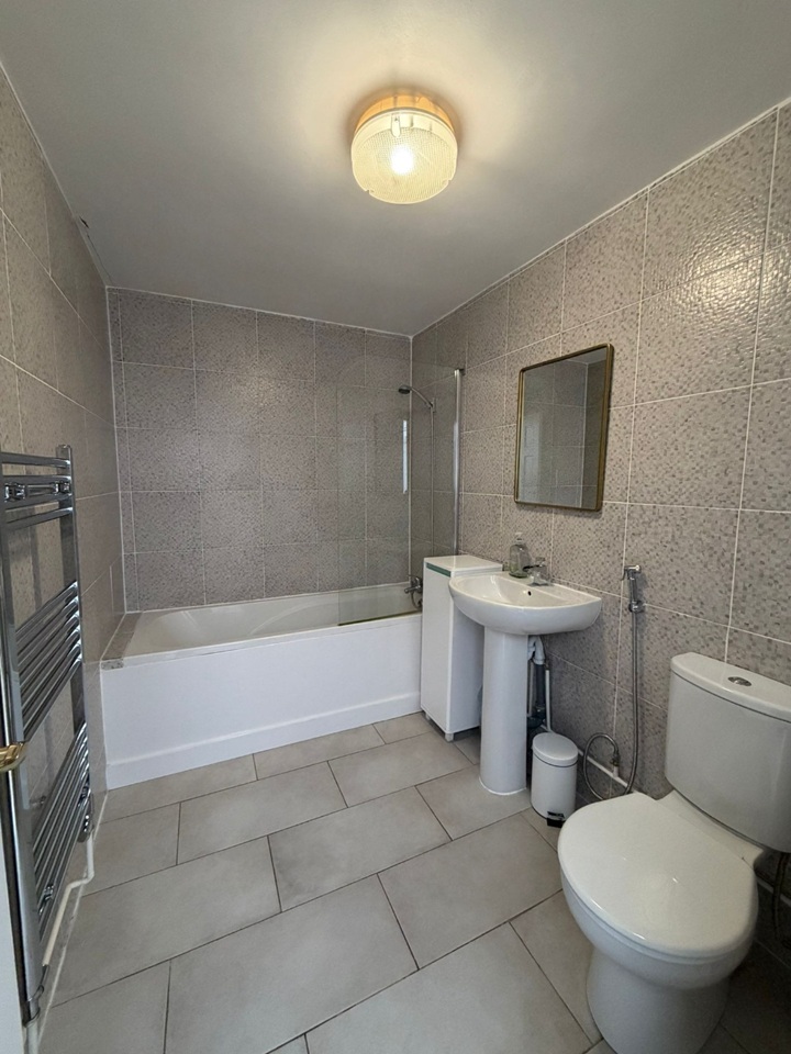 Additional image 5 of Room in a Shared House, Wyndcliff Road, B9, N1 7GU