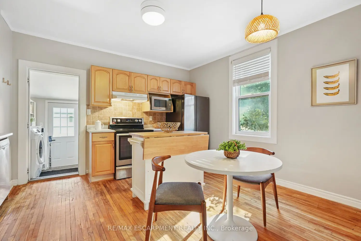 Additional image 4 of 2055 Embleton Road