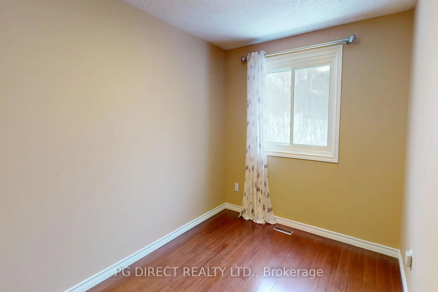 Additional image 11 of 16 Hadati Road 32