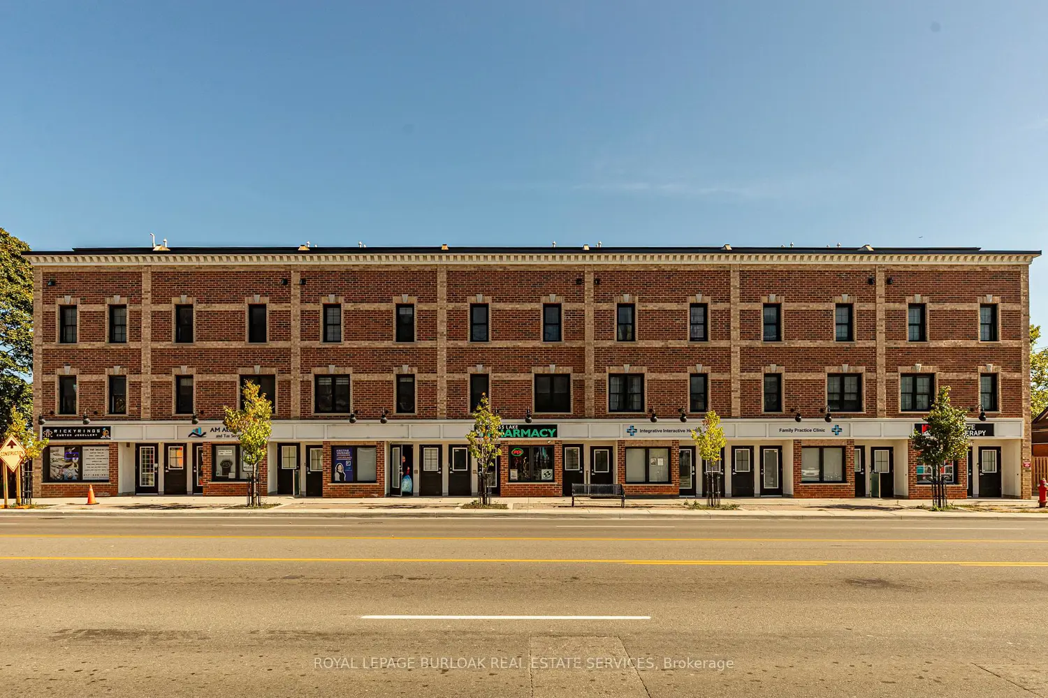 Additional image 2 of 760 Lakeshore Road 213