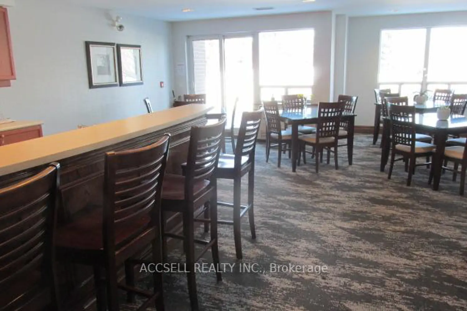 Additional image 16 of 35 Via Rosedale 304