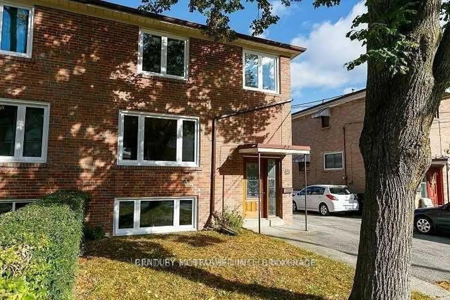 Additional image 2 of 45 Edinborough Court