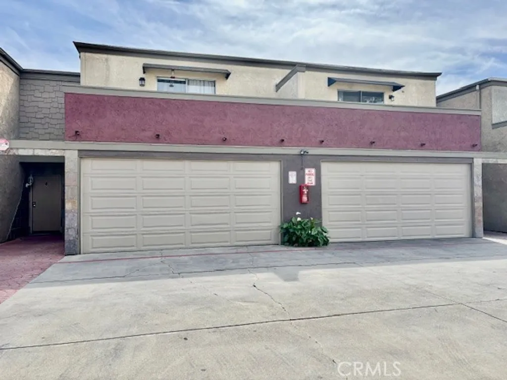 Additional image 4 of 17181 Elm Street Unit A, Huntington Beach, CA 92647
