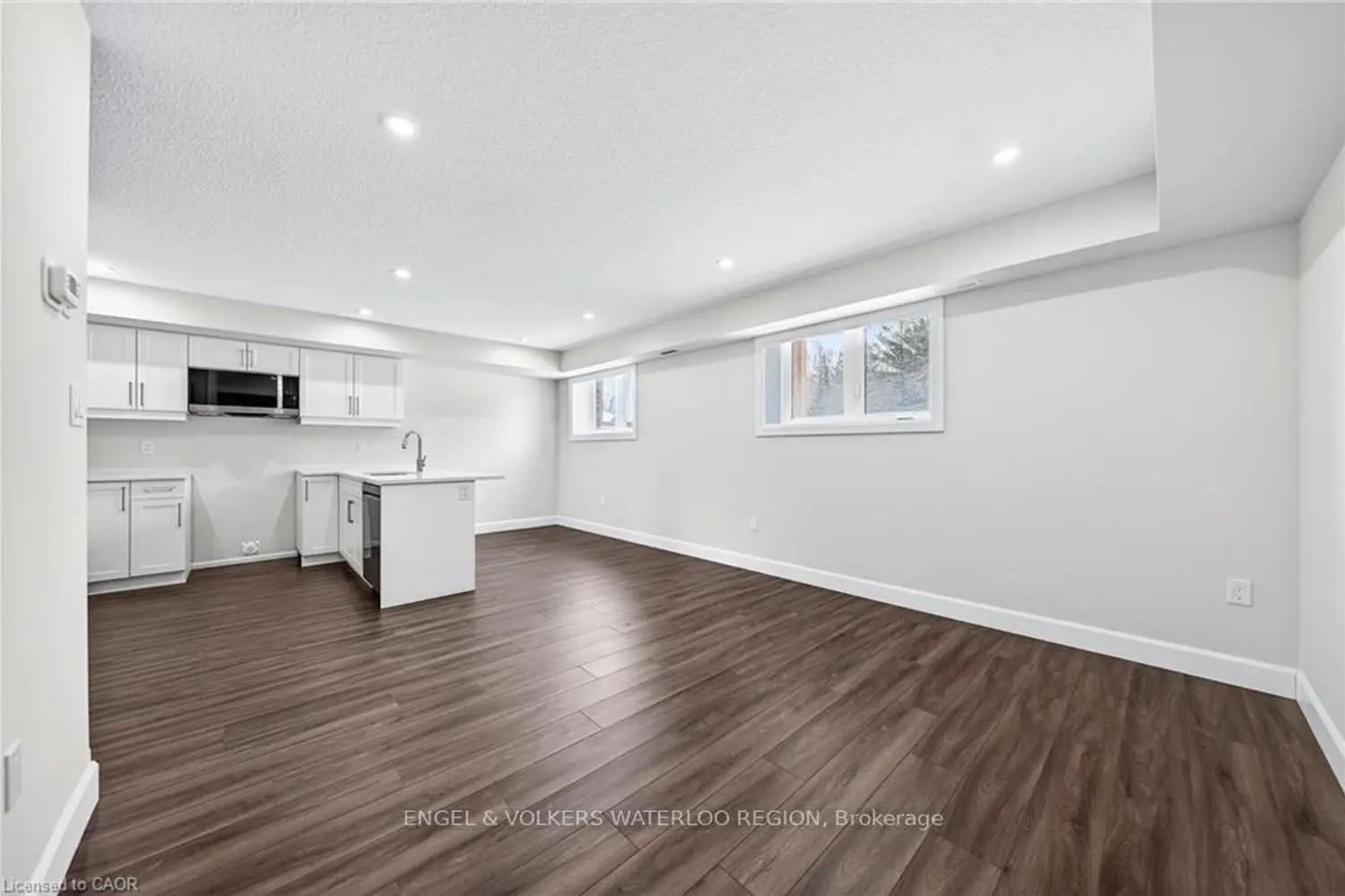 Additional image 13 of 3202 Vivian Line 46