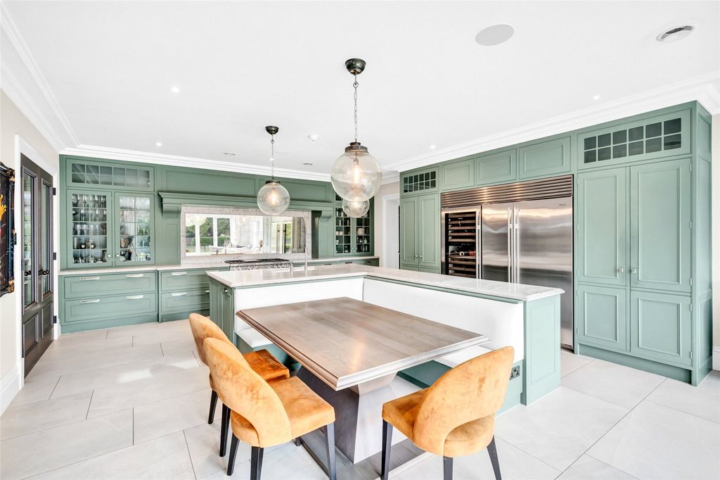 Additional image 11 of 9 bed detached house for saleStubbs Hill, Binfield, Bracknell, Berkshire RG42