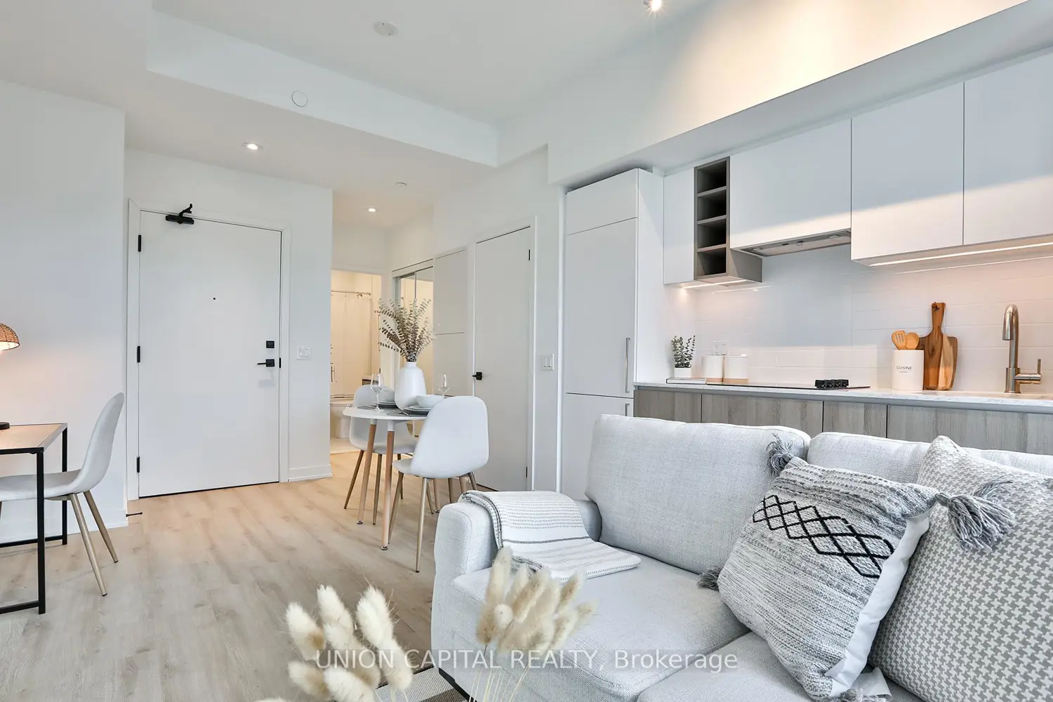 Additional image 6 of 319 Jarvis Street 1005