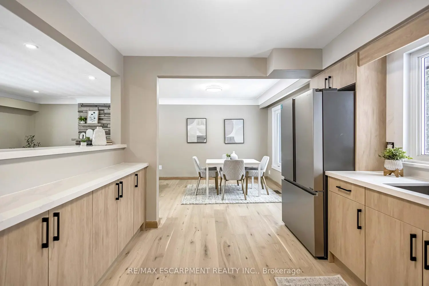 Additional image 13 of 626 Iroquois Avenue