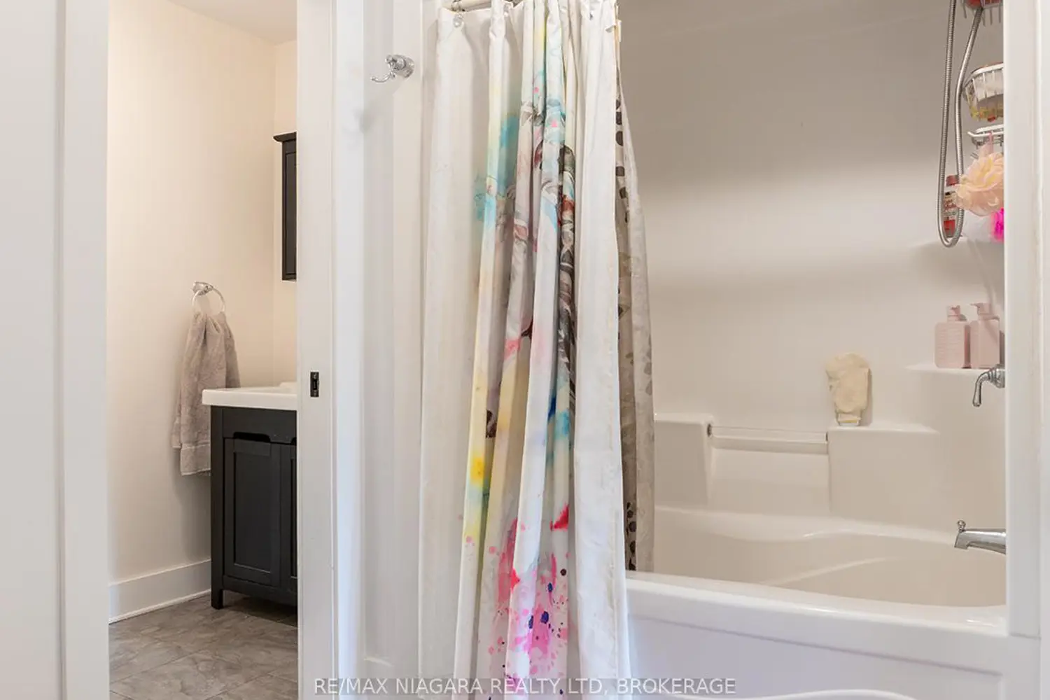 Additional image 6 of 3481 Troup Road