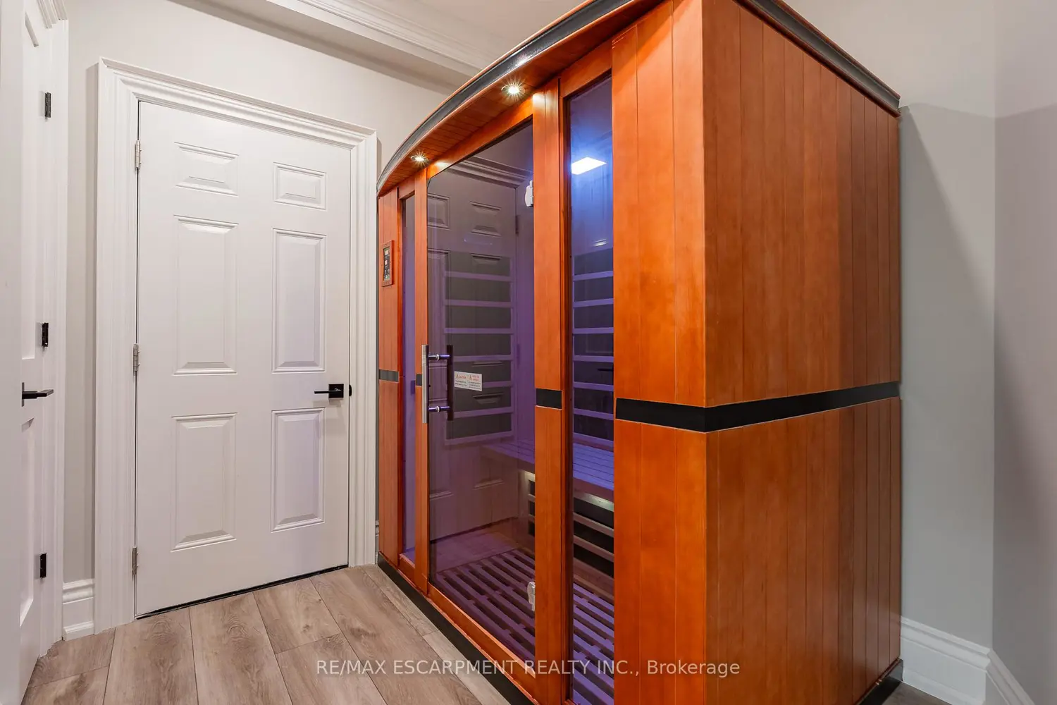 Additional image 15 of 31 Bayside Court