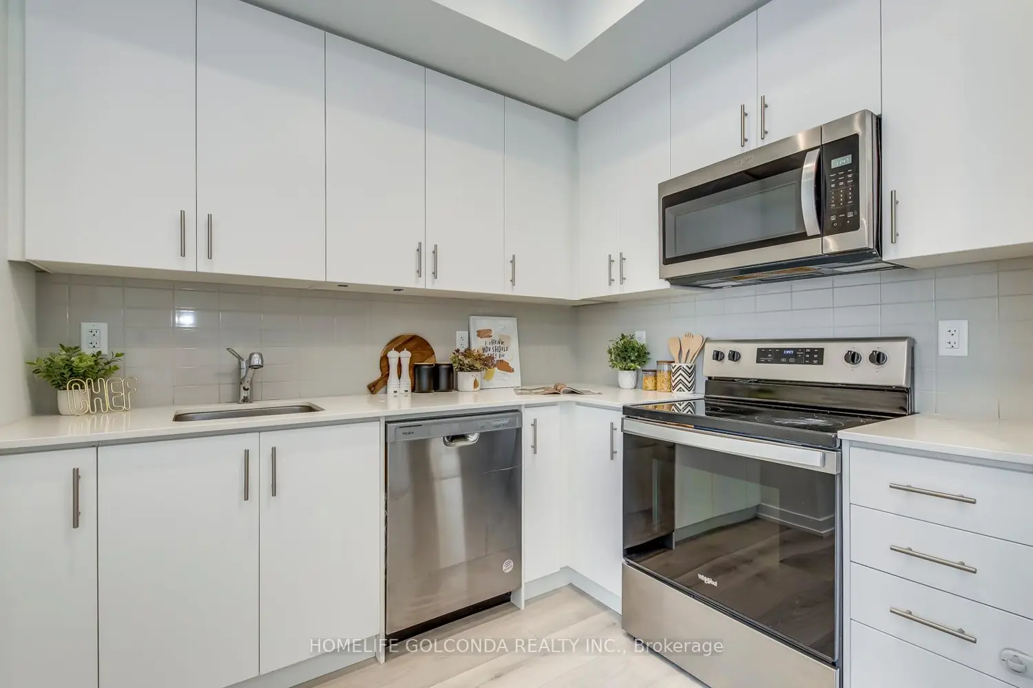 Additional image 6 of 3546 Colonial Drive #4