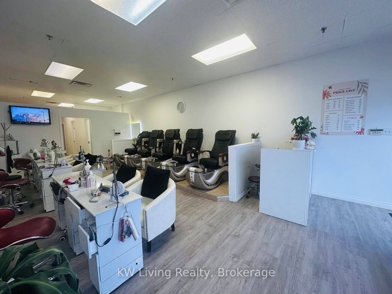 Additional image 3 of 2-300 Taunton Road E, Oshawa, ON, L1G 7T4