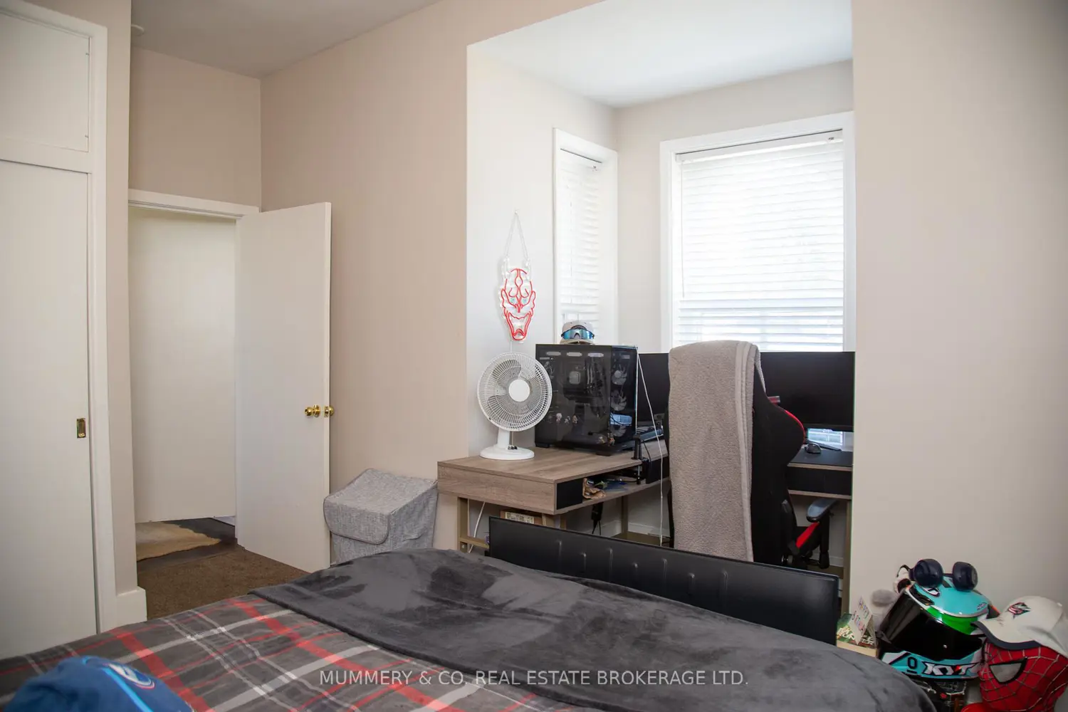 Additional image 3 of 2016 Park Street