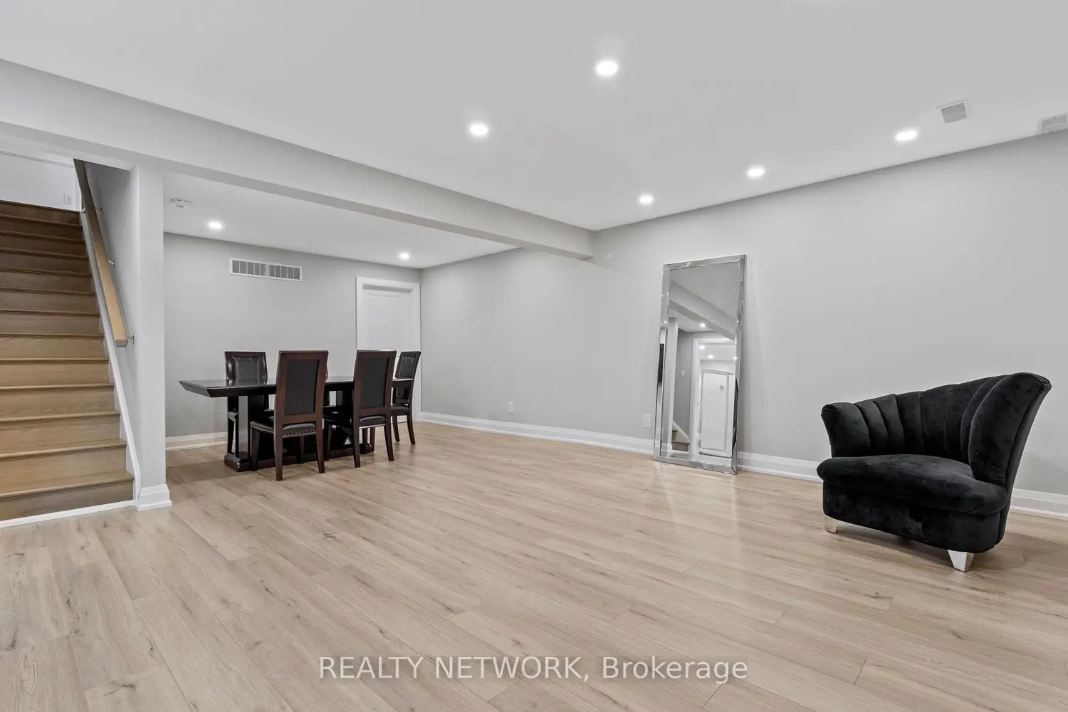 Additional image 14 of 24 Tamarack Way