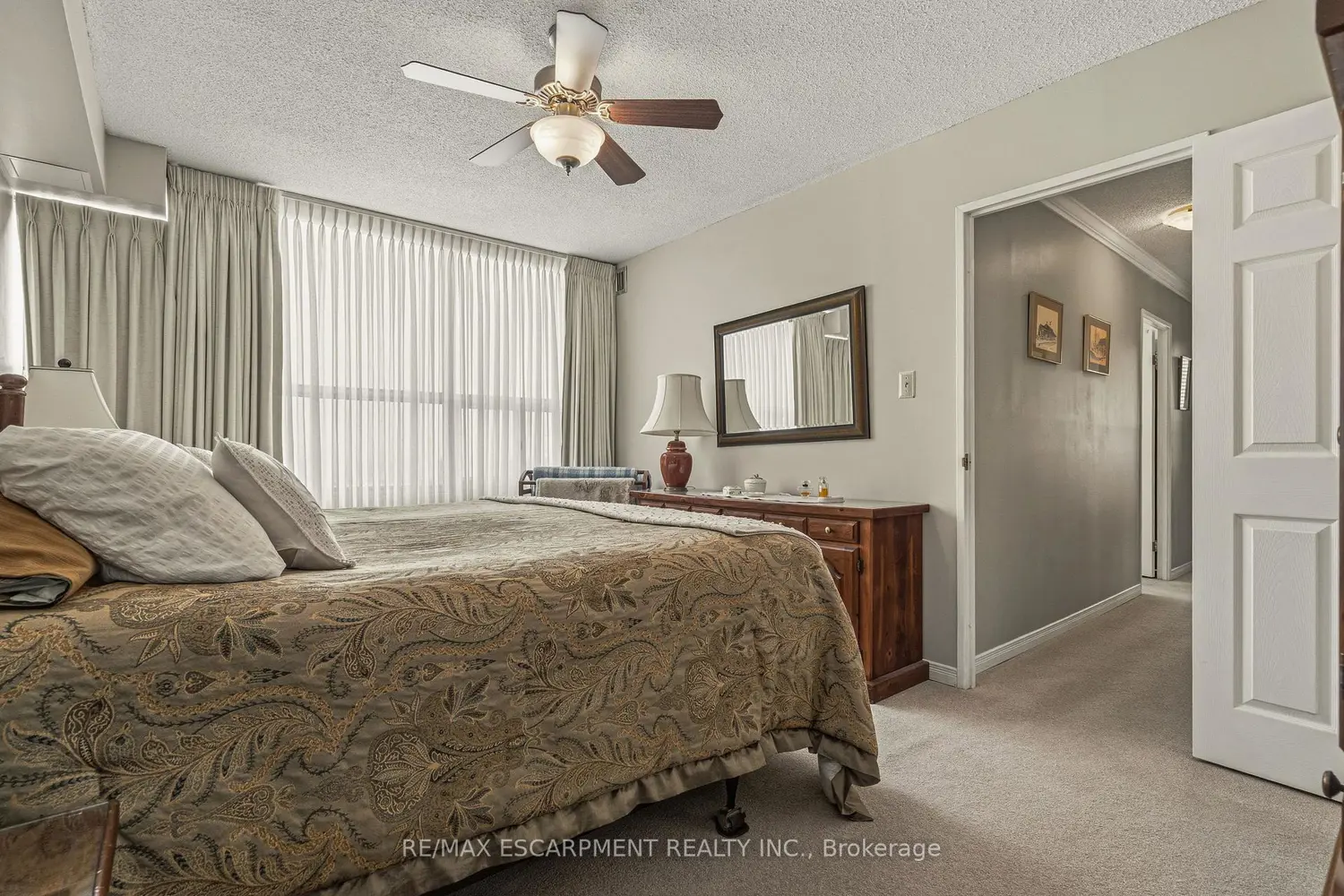 Additional image 9 of 2055 Upper Middle Road 407