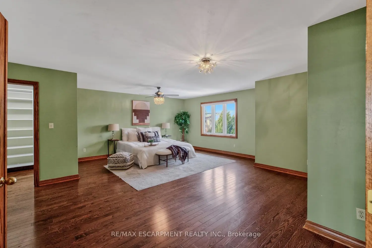 Additional image 8 of 41 Candor Crescent