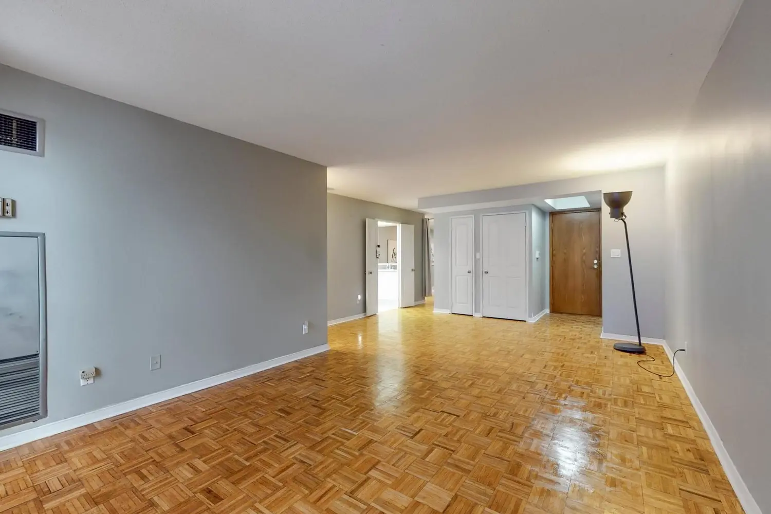 Additional image 6 of 18 Hollywood Avenue 103