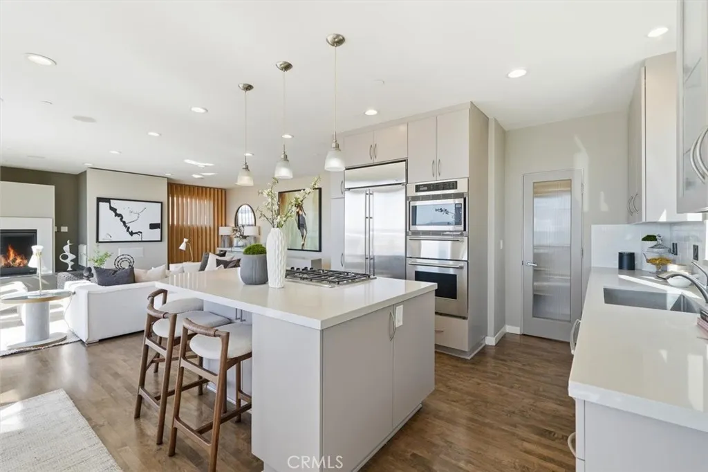 Additional image 11 of 2406 Ocean Drive, Manhattan Beach, CA 90266